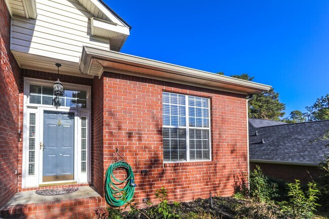 Foto del edificio - 5803 Carriage Hills Dr