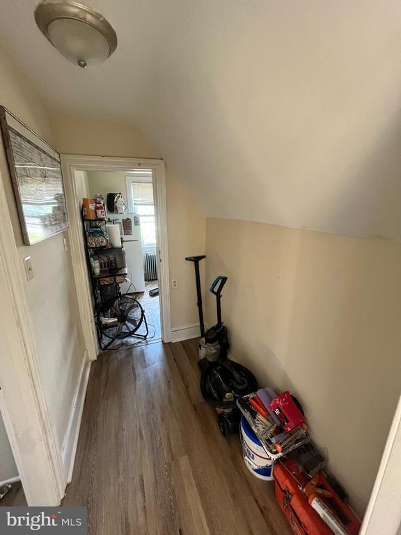 Foto del edificio - 541 E High St