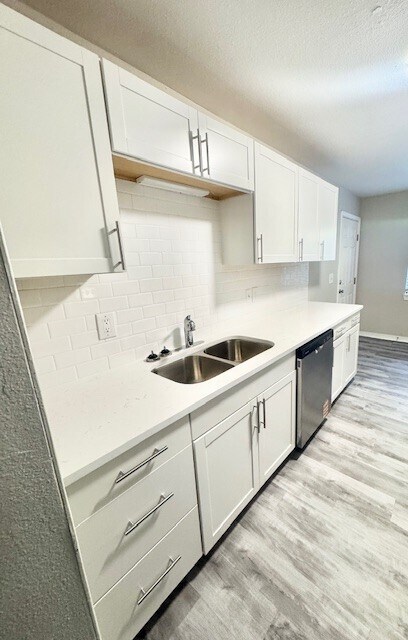 Foto del edificio - 601 Skyview Dr