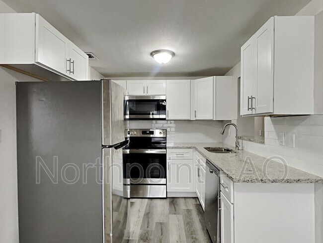 Foto del edificio - 5201 S 82nd St