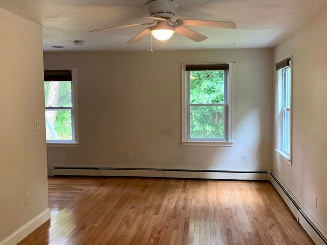 Foto del edificio - 34 Dudley Rd