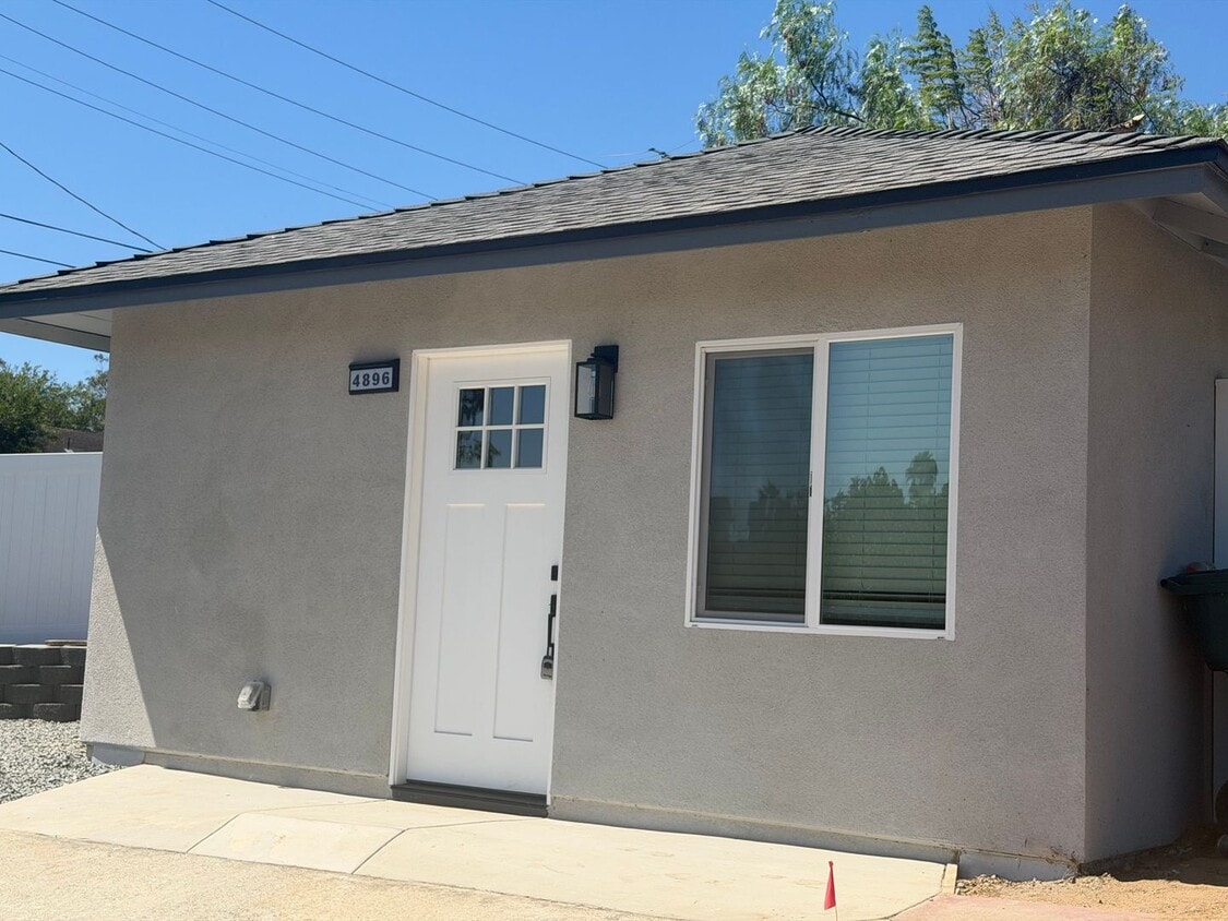Photo - 11716-20 Hazeldell Dr