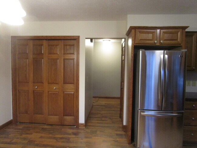Building Photo - 5045 Johnnycake Rdg NE