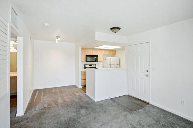 Foto del edificio - Beautiful Summerlin 1 Bed Condo