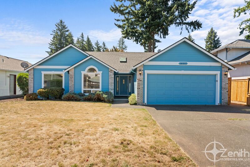 Foto principal - 16007 NE 37th St