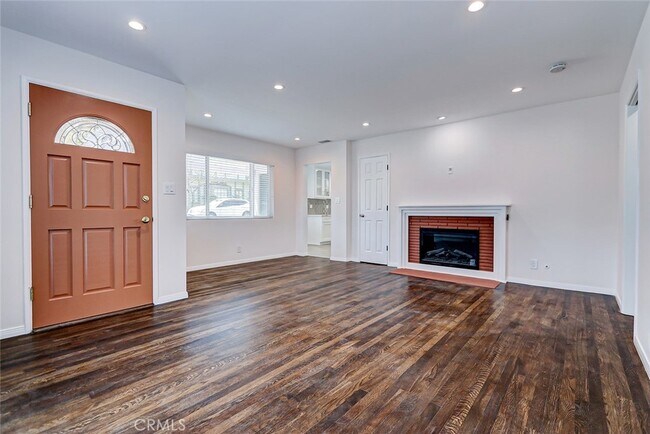 Foto del edificio - 3601 Laurel Ave