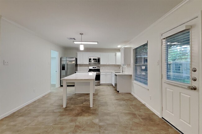 Foto del edificio - 32334 Summer Park Ln