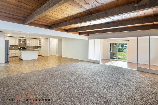 Building Photo - 741 Kapulena Loop