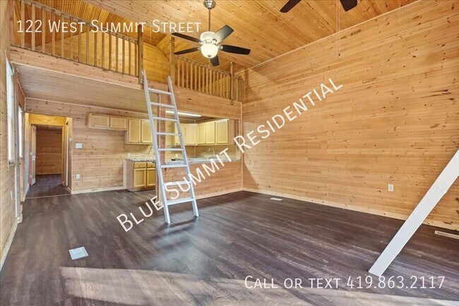 Foto del edificio - 122 W Summit St