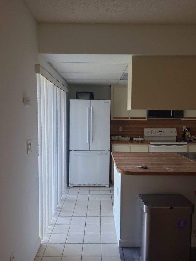 Foto del edificio - 2 Story, 2 Bedroom, 2 1/2 Bath Townhouse