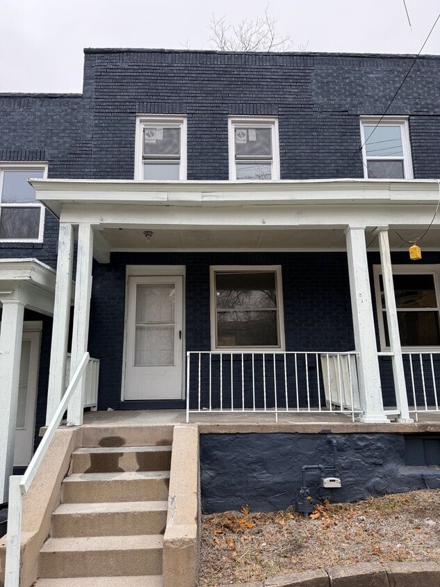 Primary Photo - Charming 2-Bedroom Townhome in Lincoln-Larimer – Pittsburgh, PA