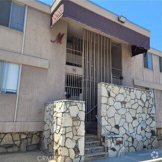 Building Photo - 6979 Palm Ct