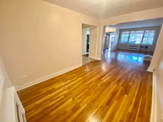Building Photo - 2662 Batchelder St
