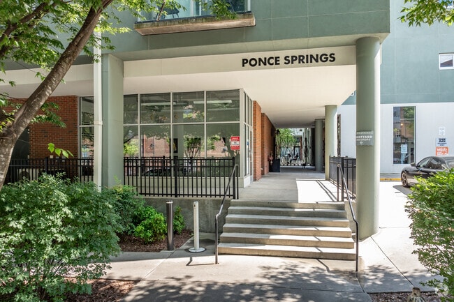 Entrada - Ponce Springs Lofts