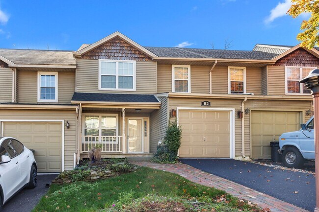 Foto del edificio - 100 Acre Woods completely Renovated Large ...