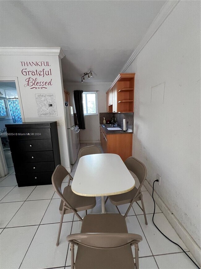 Foto del edificio - 305 69th St