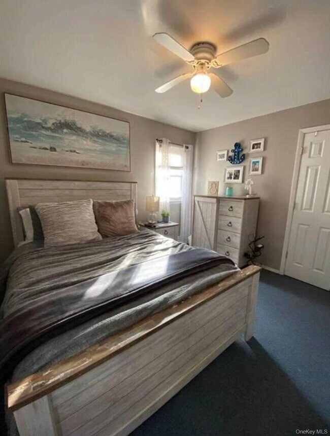 Foto del edificio - 552 E Walnut St