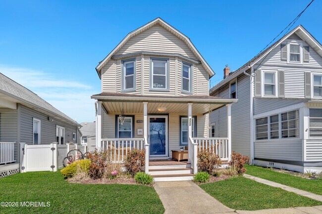 Foto del edificio - 320 Ocean Park Ave