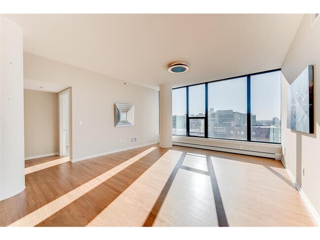 Foto del edificio - 740 Portland Ave