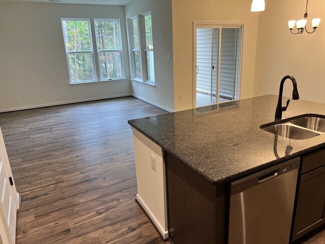 Building Photo - 18360 Palisades Ct, Moseley, VA, 23120