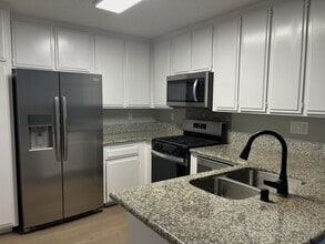 Building Photo - Beachpoint Apartments