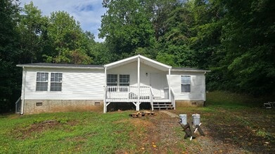 Building Photo - 1610 Thornridge Dr