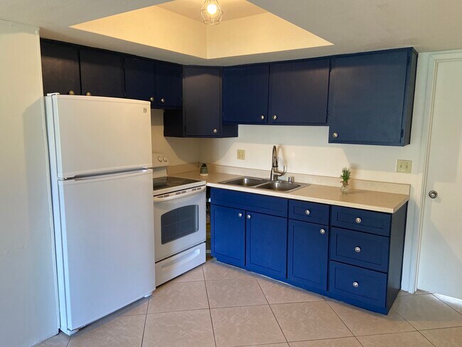 Foto del edificio - 9645 Spyglass Ave