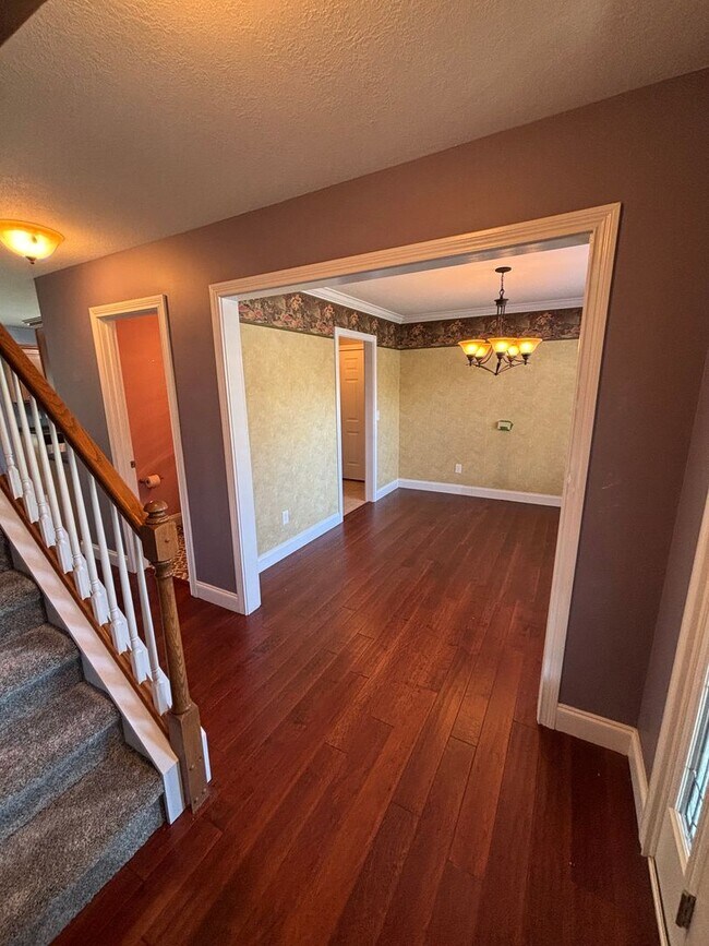 Building Photo - 1711 Durham Park Ln