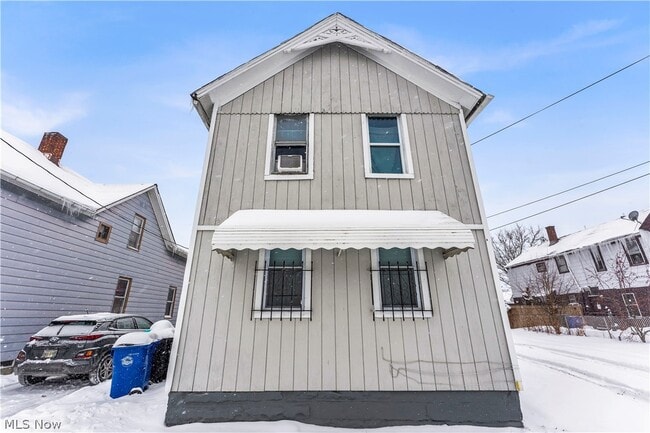 Building Photo - 3607 Sackett Ave