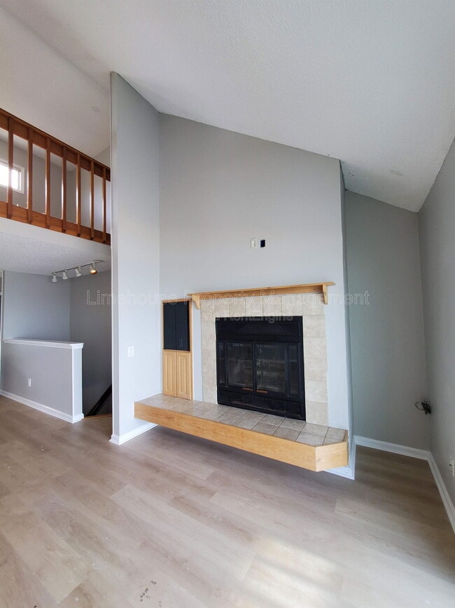 Building Photo - 1944 E Ocean View Ave