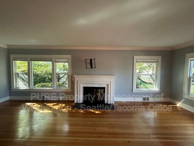 Foto del edificio - 208 N Washington Ave