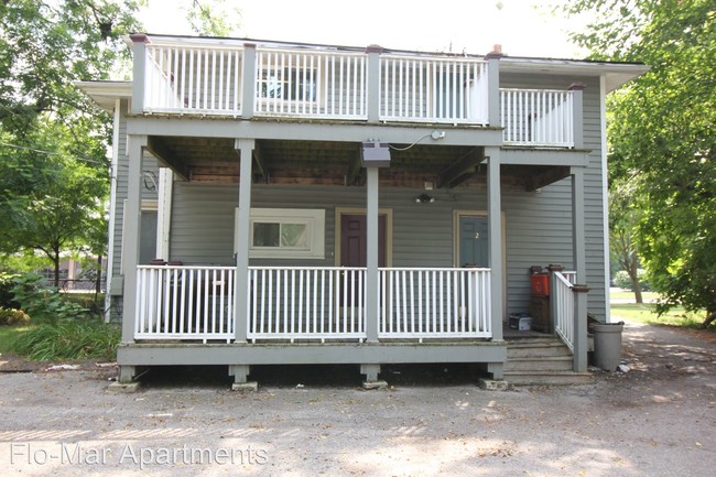 Building Photo - 4 br, 2 bath Room For Rent - 602 W. Michigan