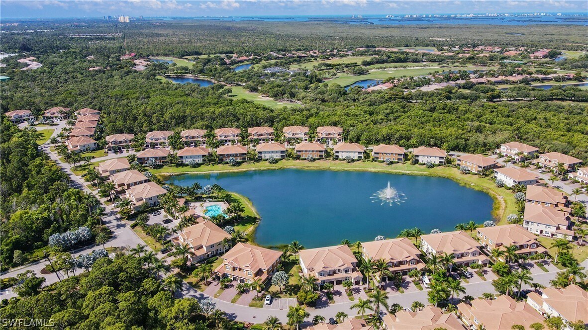 Foto del edificio - 18225 Creekside Preserve Loop