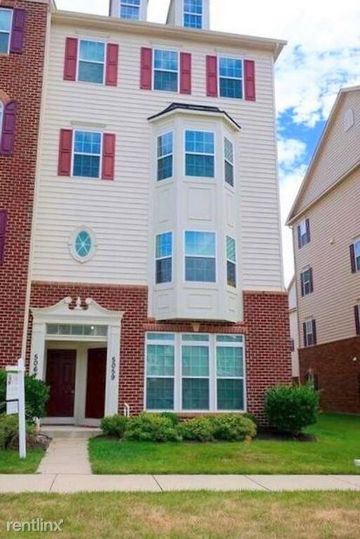 Building Photo - 5059 Small Gains Way