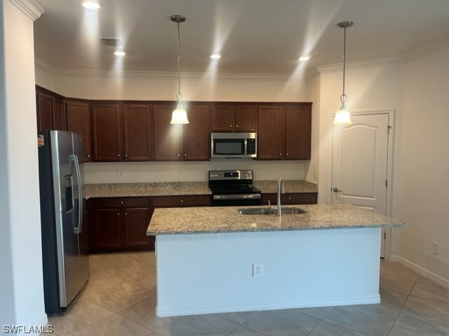 Building Photo - 14466 Cantabria Dr