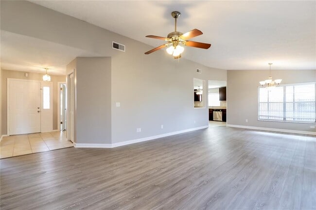 Building Photo - 1637 Pintail Ct