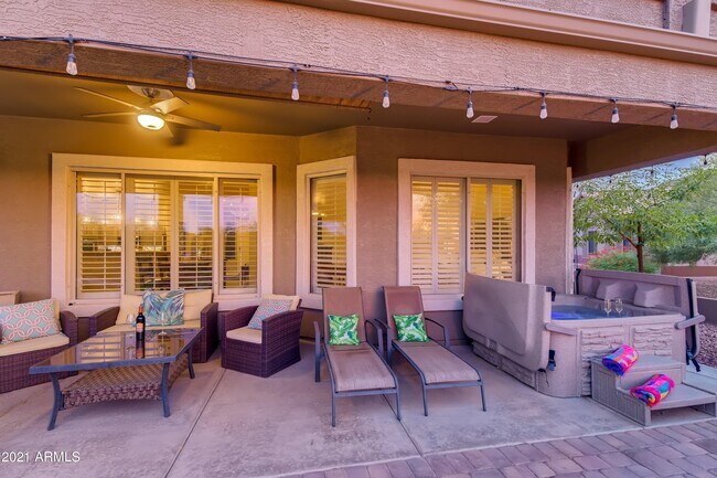 Foto del edificio - 4474 E Apricot Ln