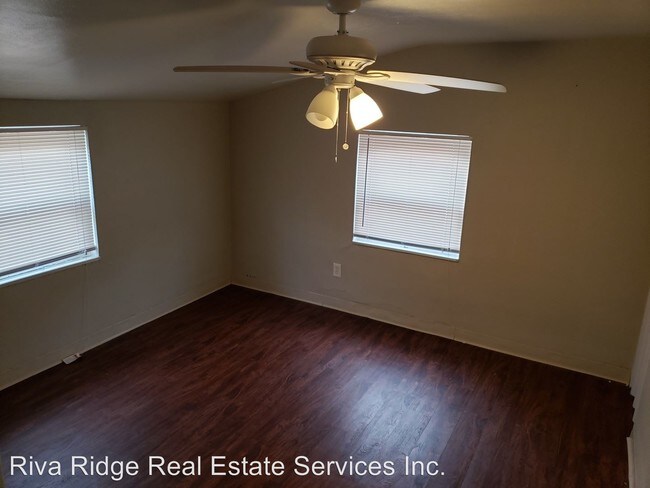 Building Photo - 458-460 Idlewood Rd