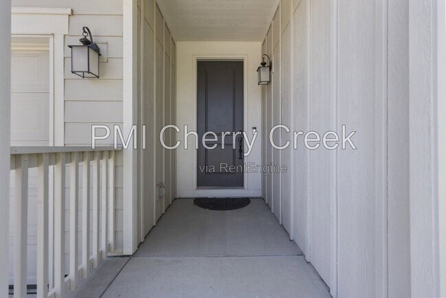 Building Photo - 21294 E Stanford Dr