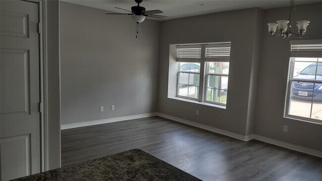 Foto del edificio - 16937 Glenheath St