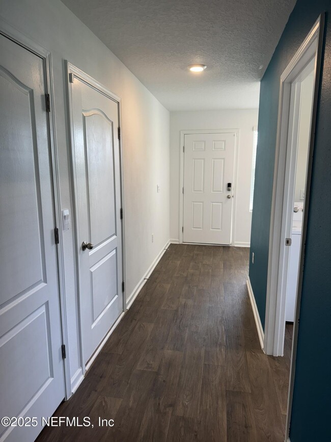 Building Photo - 5716 Bluetick Ct