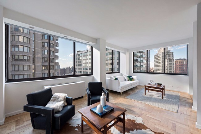 Foto del edificio - 62 W 62nd St