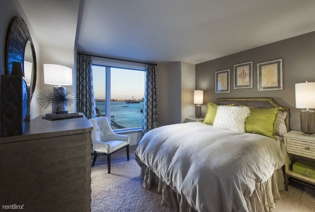 Building Photo - 3 br, 2 bath  - 100 Pier 4 Blvd Unit 2216