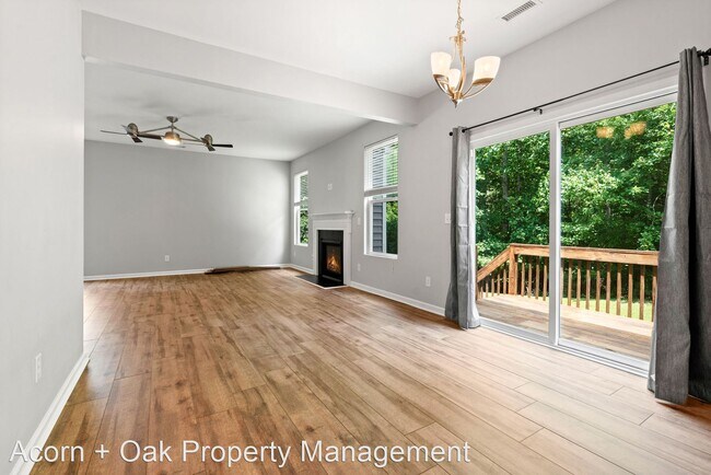 Building Photo - 3 br, 2.5 bath House - 2215 Pear Tree Lane