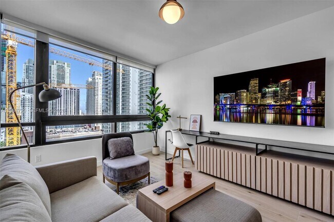 Foto del edificio - 225 N Miami Ave
