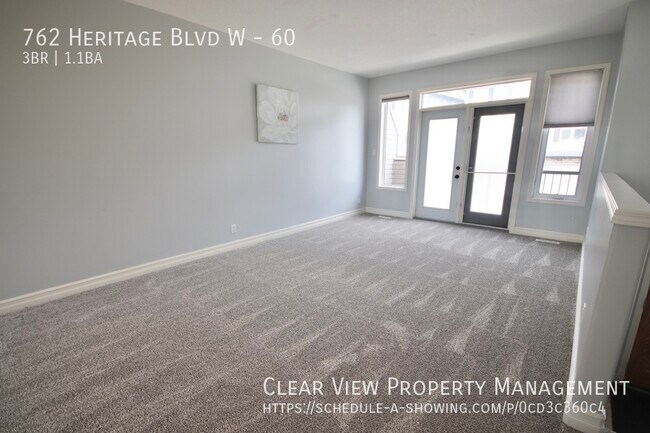 Photo du bâtiment - Beautiful 3 bedroom, 1.5 bathroom condo lo...