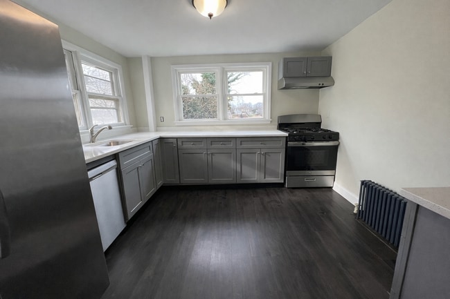 Kitchen - 23 Rector Pl