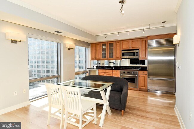 Foto del edificio - 1111 19th St N