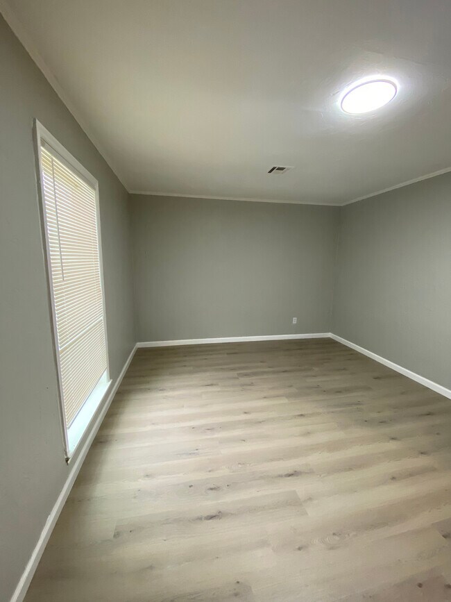 Foto del edificio - 3812 NW 16th St