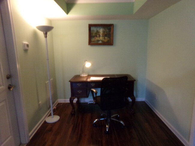 Building Photo - 5322 Shadow Walk Way